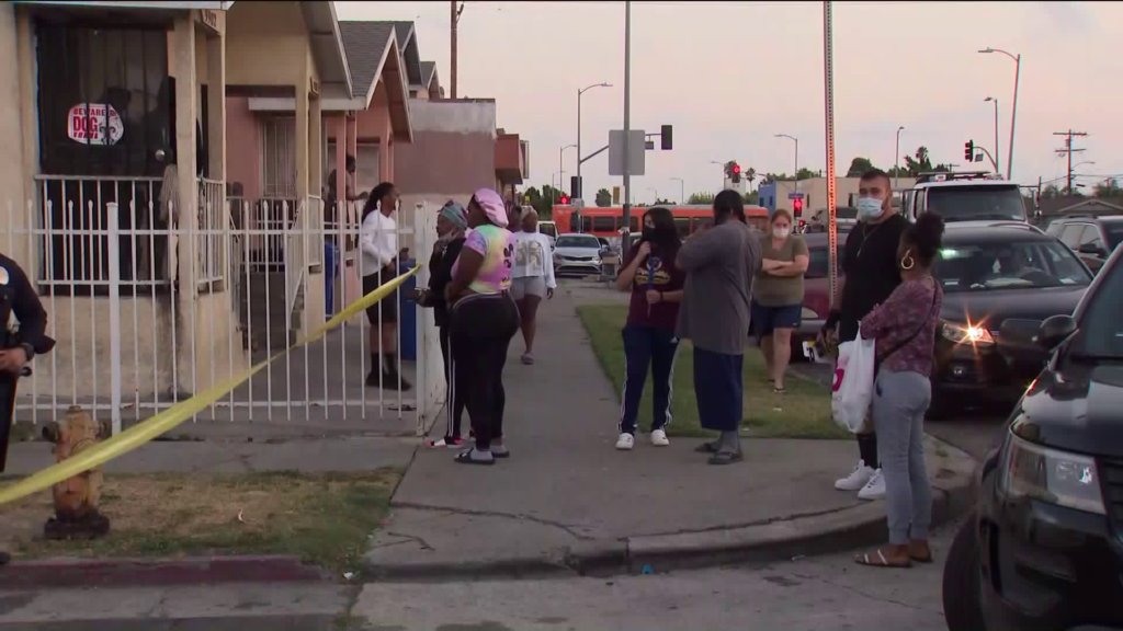 4 arrested after police open fire in South Los Angeles