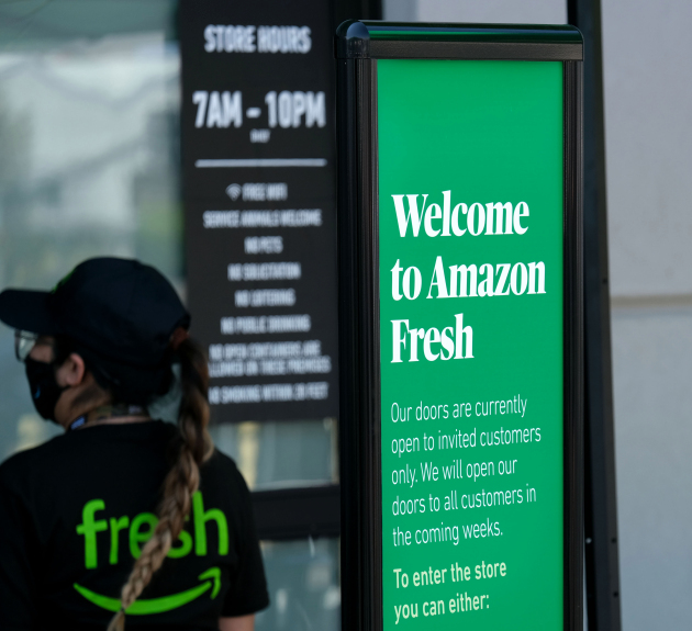 Grab a ‘smart cart’: First Amazon Fresh opens to public in Woodland Hills