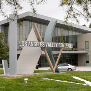 Los Angeles Valley College gets $3 million to help Latinx and low income high-schoolers succeed in college at same time