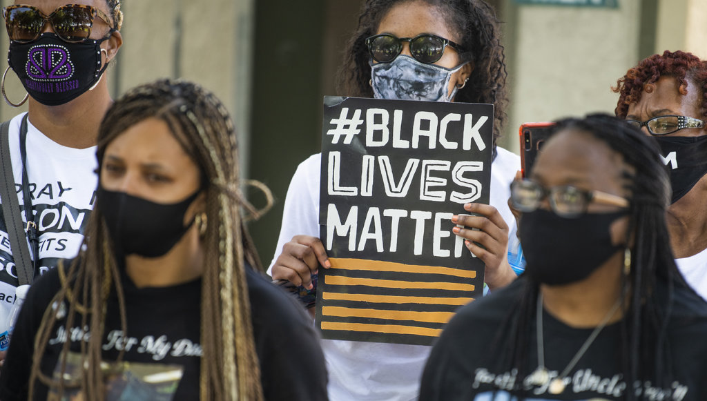 Study finds LBPD disproportionately cites Black residents for jaywalking, other infractions