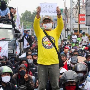 Indonesia mass strikes loom over cuts to environmental safeguards and workers' rights