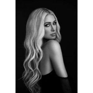 Paris Hilton Signs With UTA