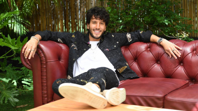 Sebastian Yatra Debuts ‘Live From My Den,’ New Weekly Performance Series From Artists Den and Variety