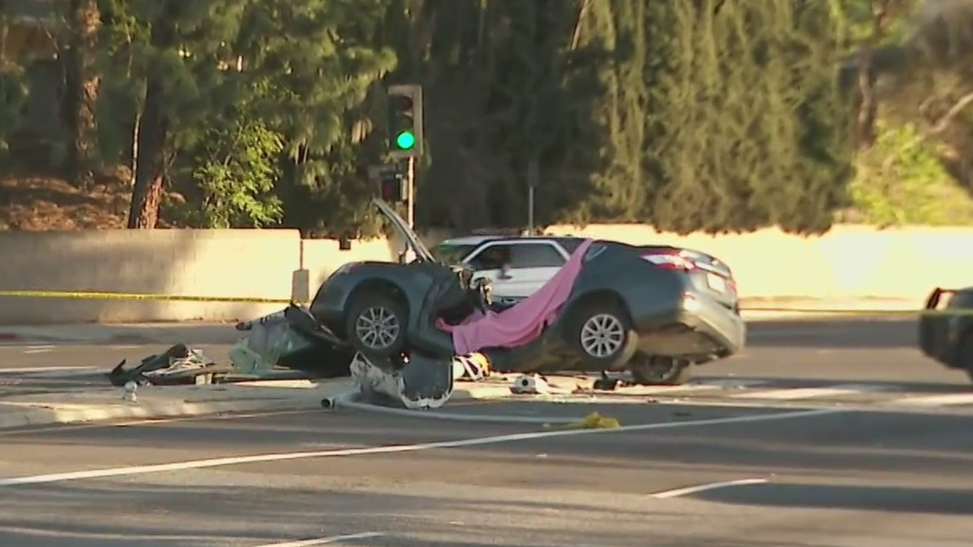 LAPD searching for driver who struck and killed bicyclist in San Fernando Valley