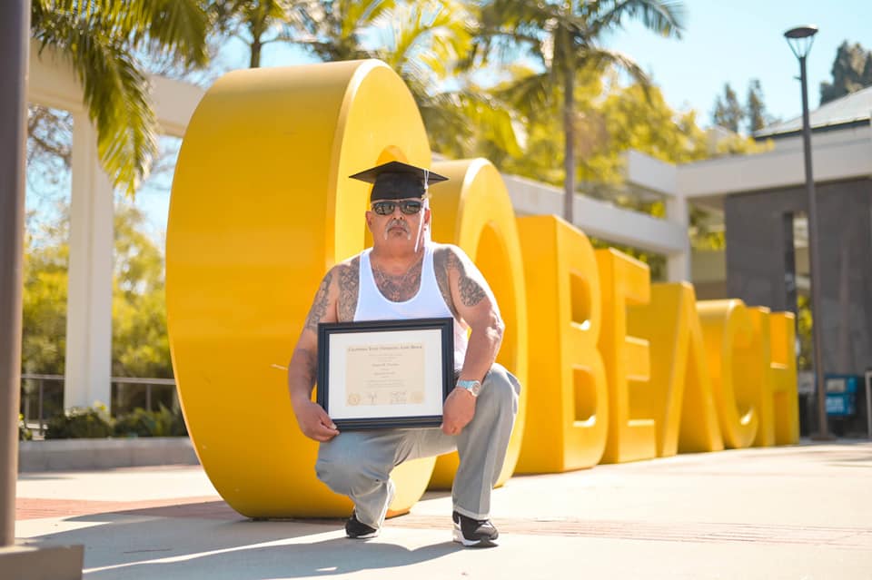 ‘If I can do it, anyone can’: CSULB grad’s journey from addict to A-student goes viral