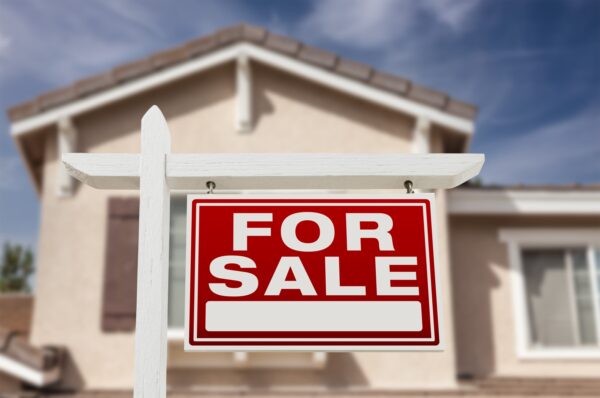 洛杉矶地区和橙县房价上涨，供应短缺使销售受阻