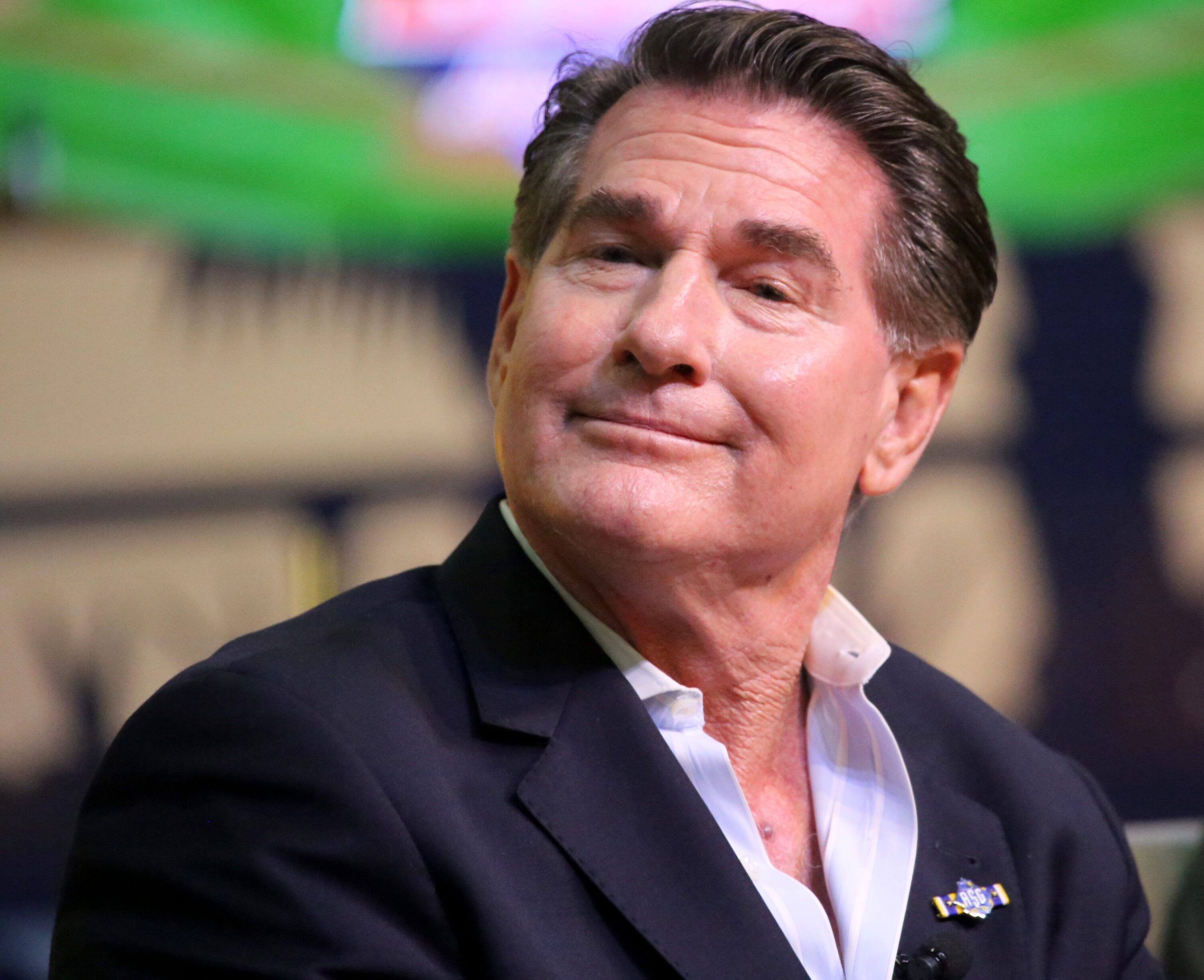 Former Dodgers star and Republican Steve Garvey enters U.S. Senate race