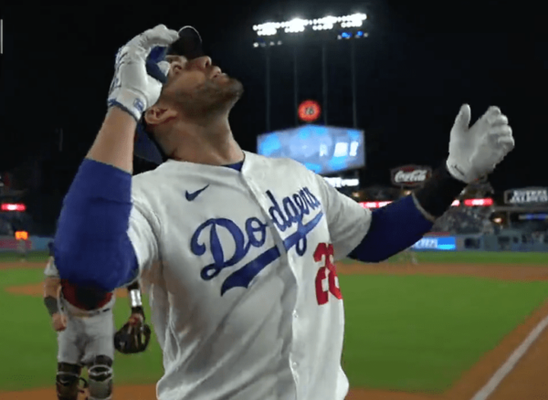 J.D. Martinez homers 4 times as Diamondbacks shut out Dodgers
