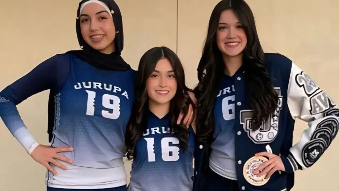 From left, Hadeel Hazameh, Alyssa McPherson and Madison McPherson.