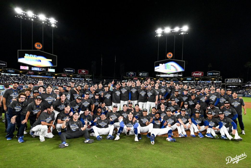 The Dodgers take a team photo after winning the 2025 NLCS.