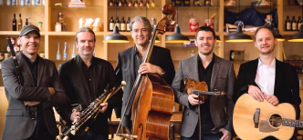 Lúnasa, Irish folk musicians.