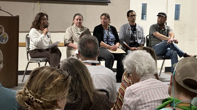 Seated from left, LA County Arboretum CEO Su Oh moderates the panel — Megan Horn, Studio MLA; Kim Bosell, LA County Parks; Marcus Goncalves, SWCA Environmental Consultants; and Tim Becker, Theodore Payne Foundation