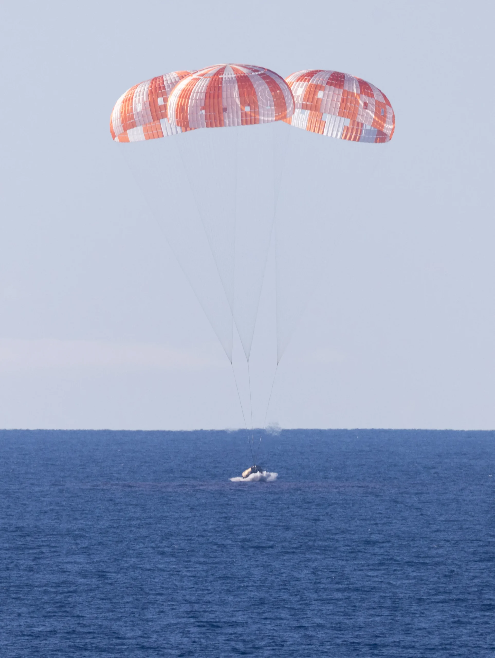 Artemis II astronauts splash down off Southern California coast