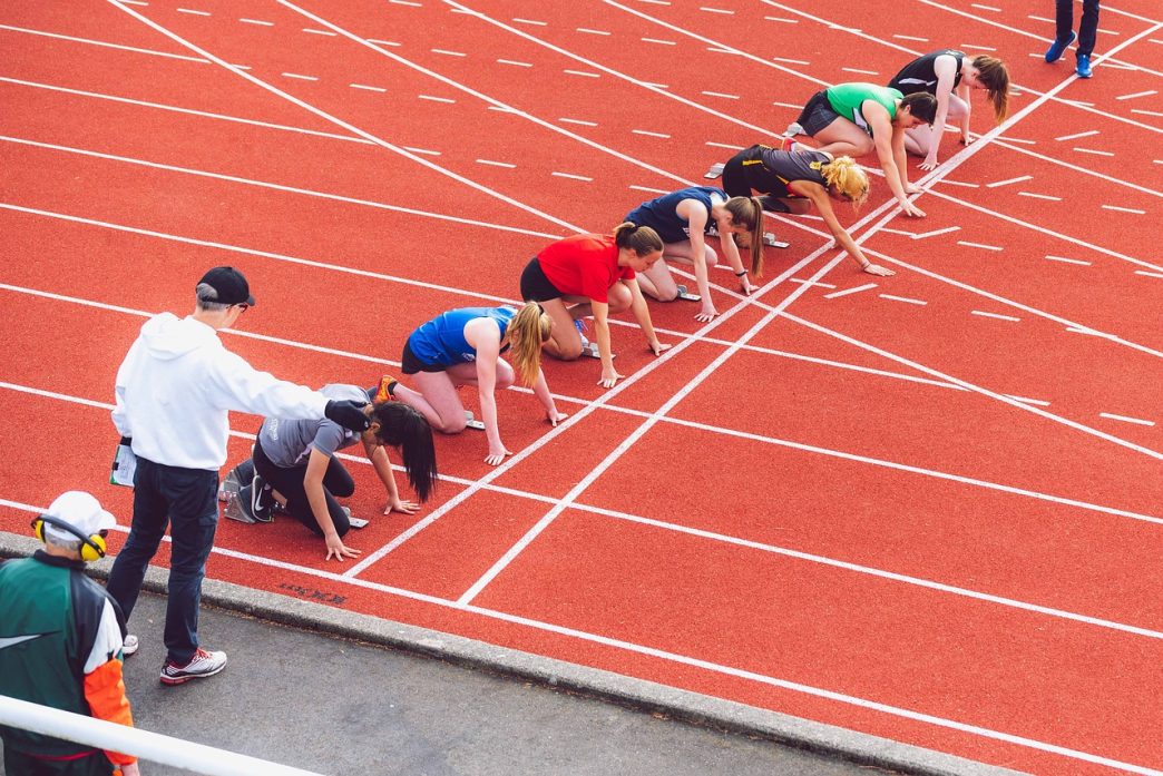 Track race, running.